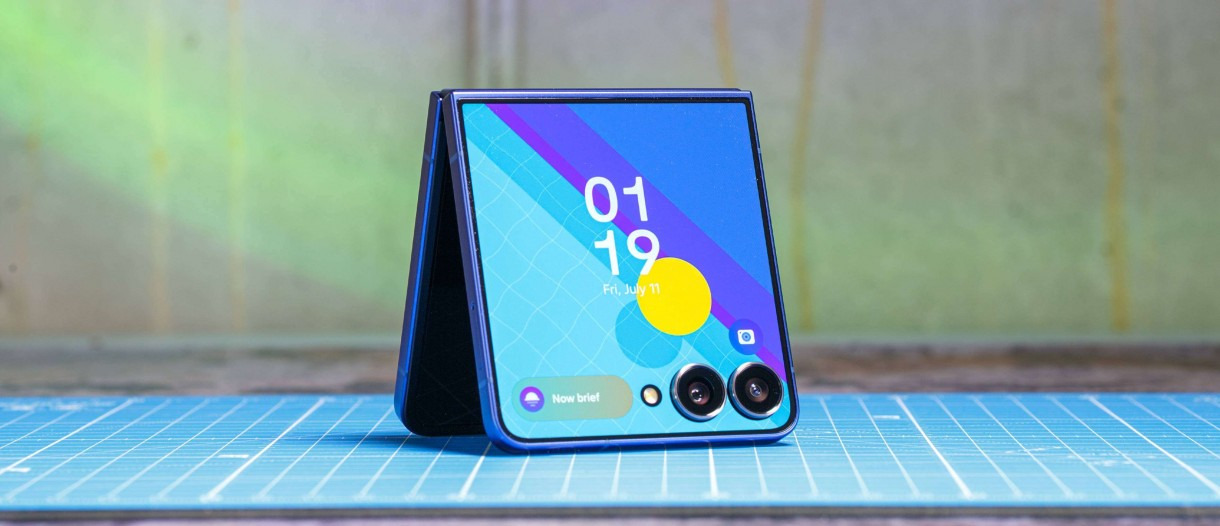 Samsung Galaxy Z Flip7 на огляді